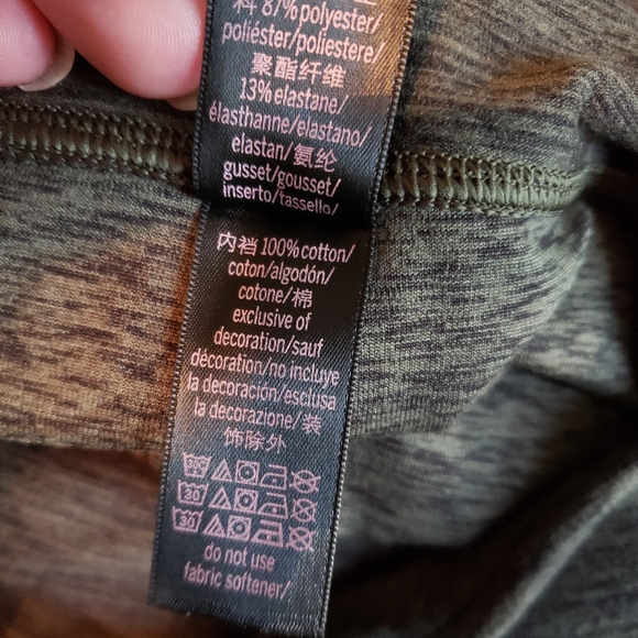 Nwt Victoria Secret Studio 7/8 Tight Leggings sz M - Picture 6 of 7